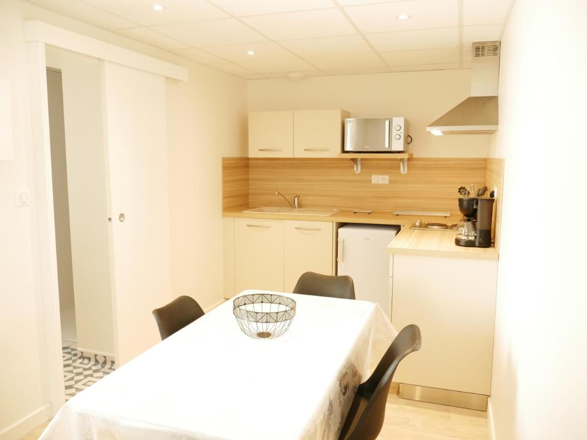 Appartement Avec Chambre - Entree Spa Incluse Bourbon-Lancy Esterno foto