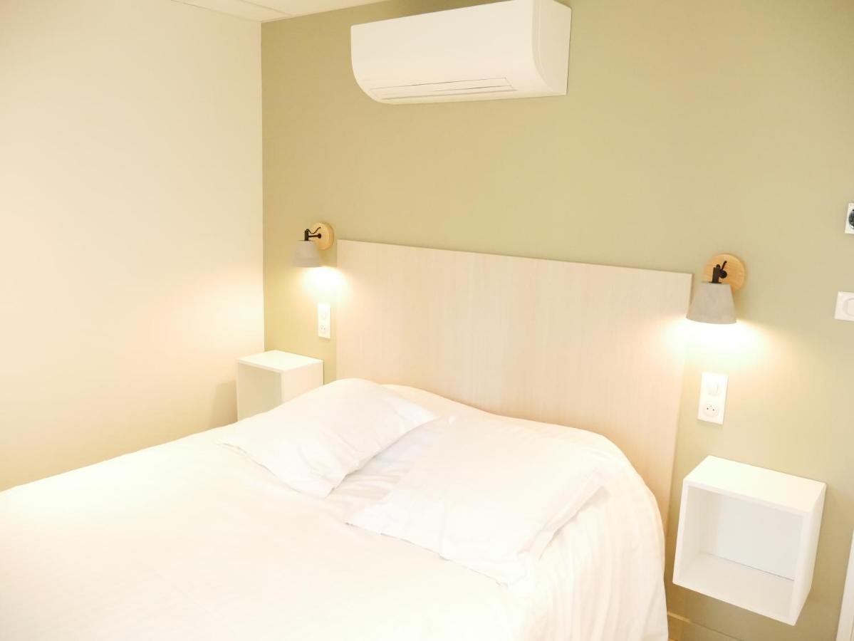 Appartement Avec Chambre - Entree Spa Incluse Bourbon-Lancy Esterno foto