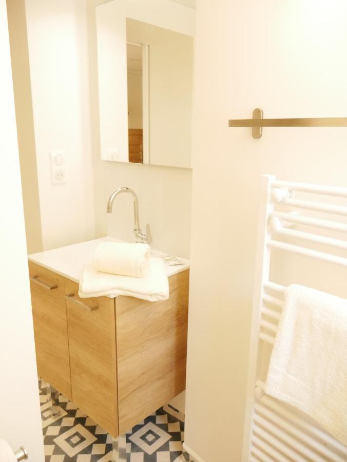 Appartement Avec Chambre - Entree Spa Incluse Bourbon-Lancy Esterno foto